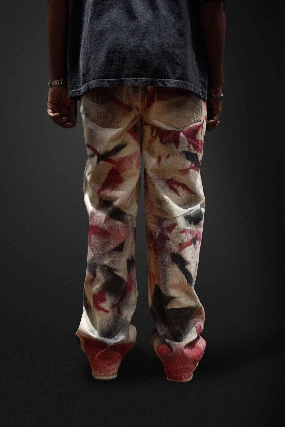 SPRAY PAINT DENIM