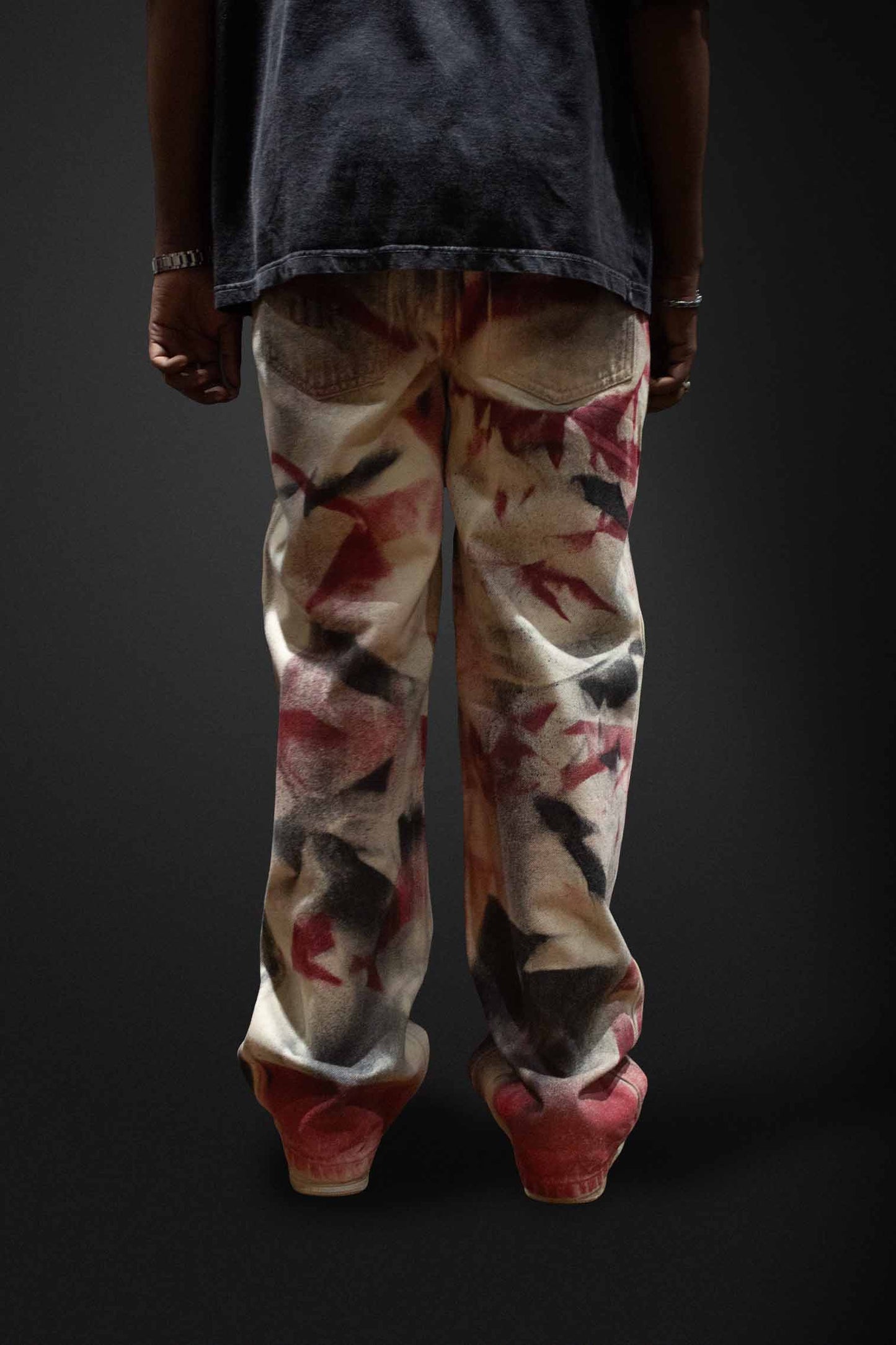 SPRAY PAINT DENIM
