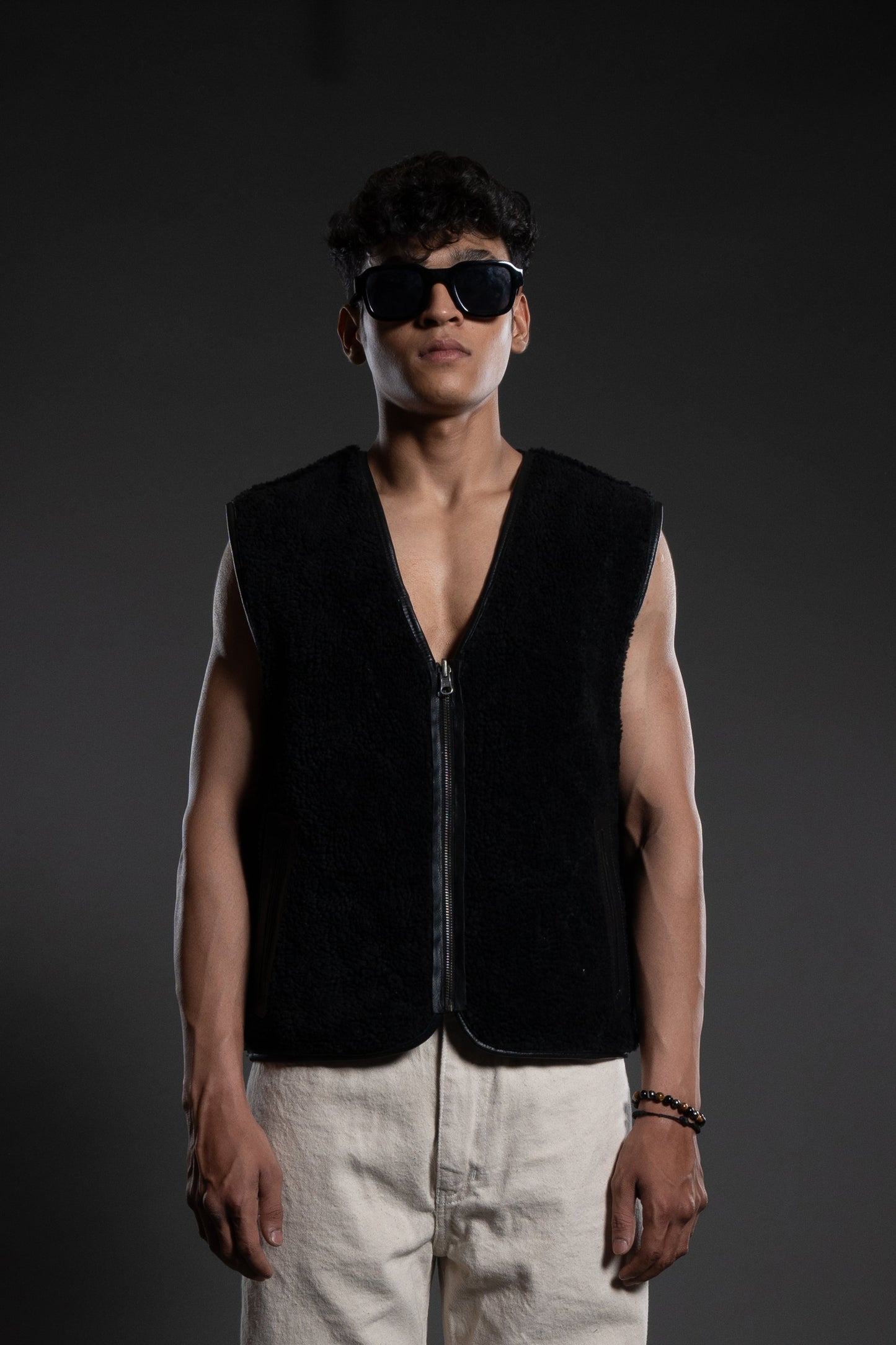 REVERSABLE VEST